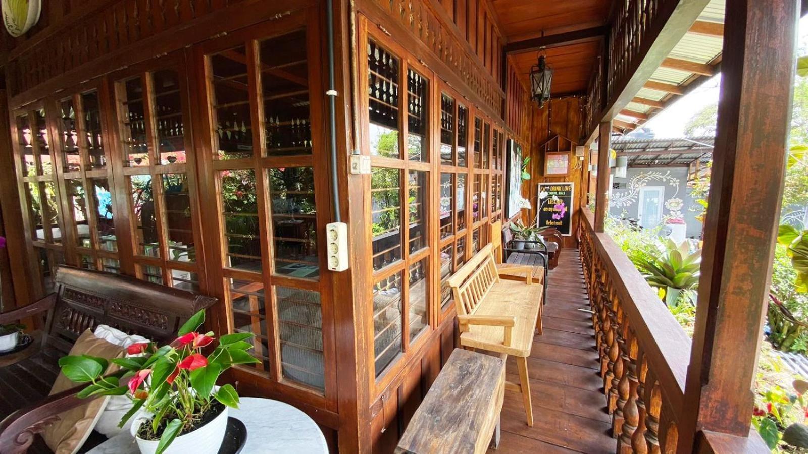 Rumah Kayu Sulawesi Antique Bedugul  Exteriér fotografie